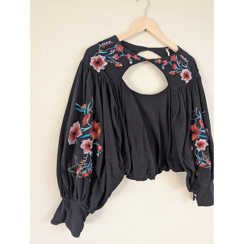 Free People Embroidered Blouse XS Black Balloon Sleeve Boho Crop Floral Lolita - Picture 3 of 9